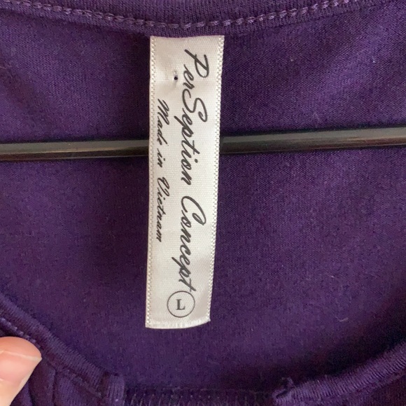 PerSeption Concept Woman’s Top - Picture 2 of 3